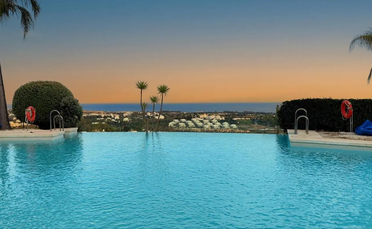Quartiers Marbella Golden Penthouse Apartment Benahavis