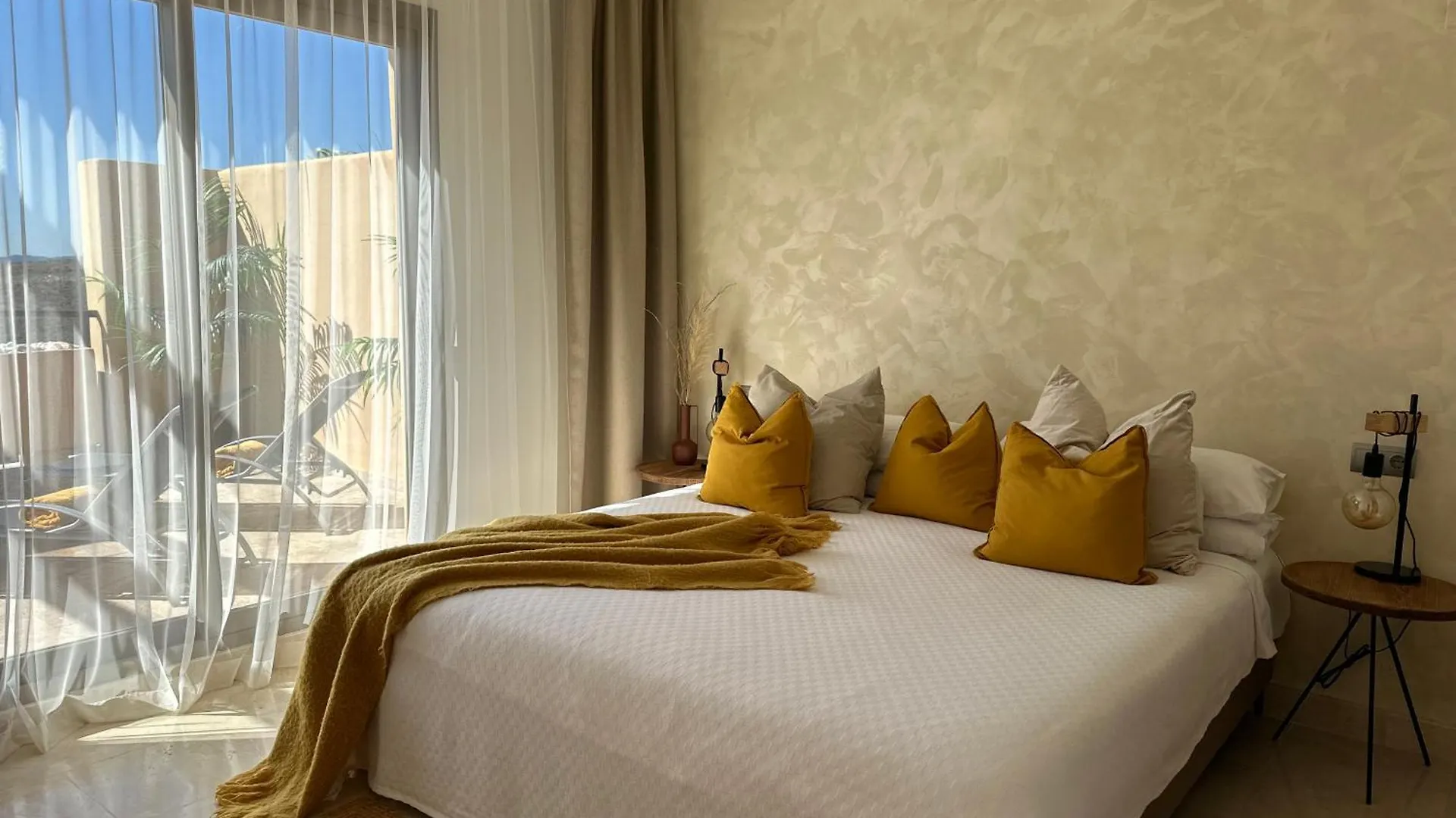 Quartiers Marbella Golden Penthouse Apartment Benahavis