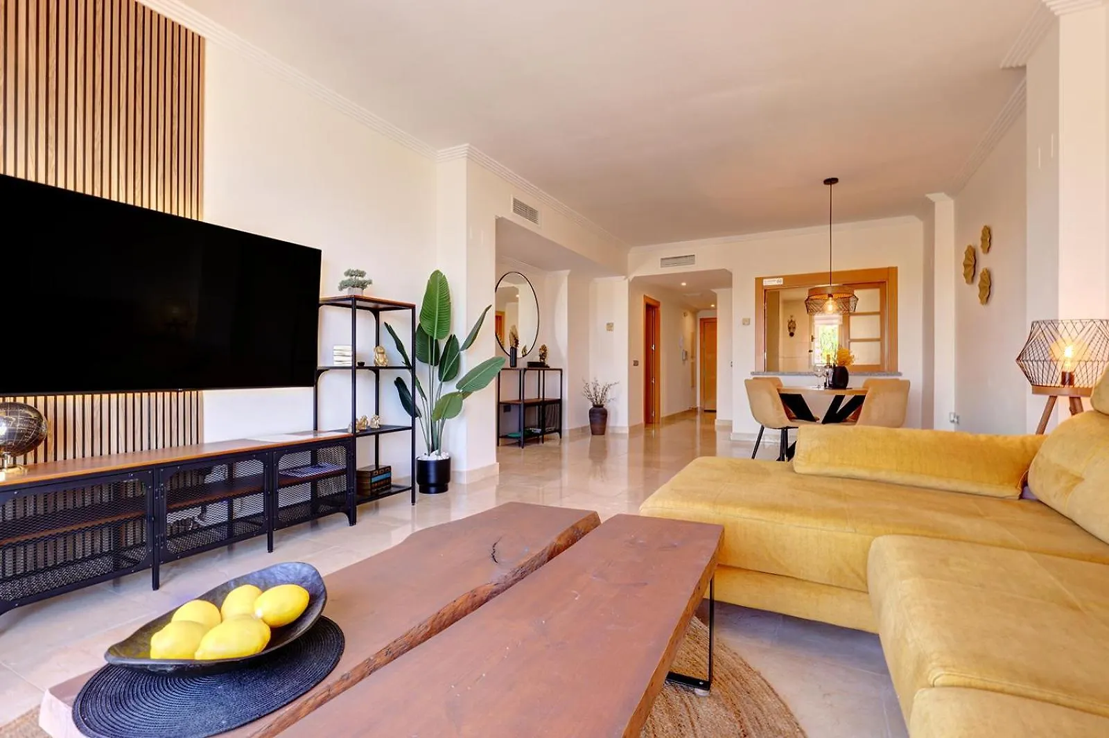 Quartiers Marbella Golden Penthouse Apartment Benahavis