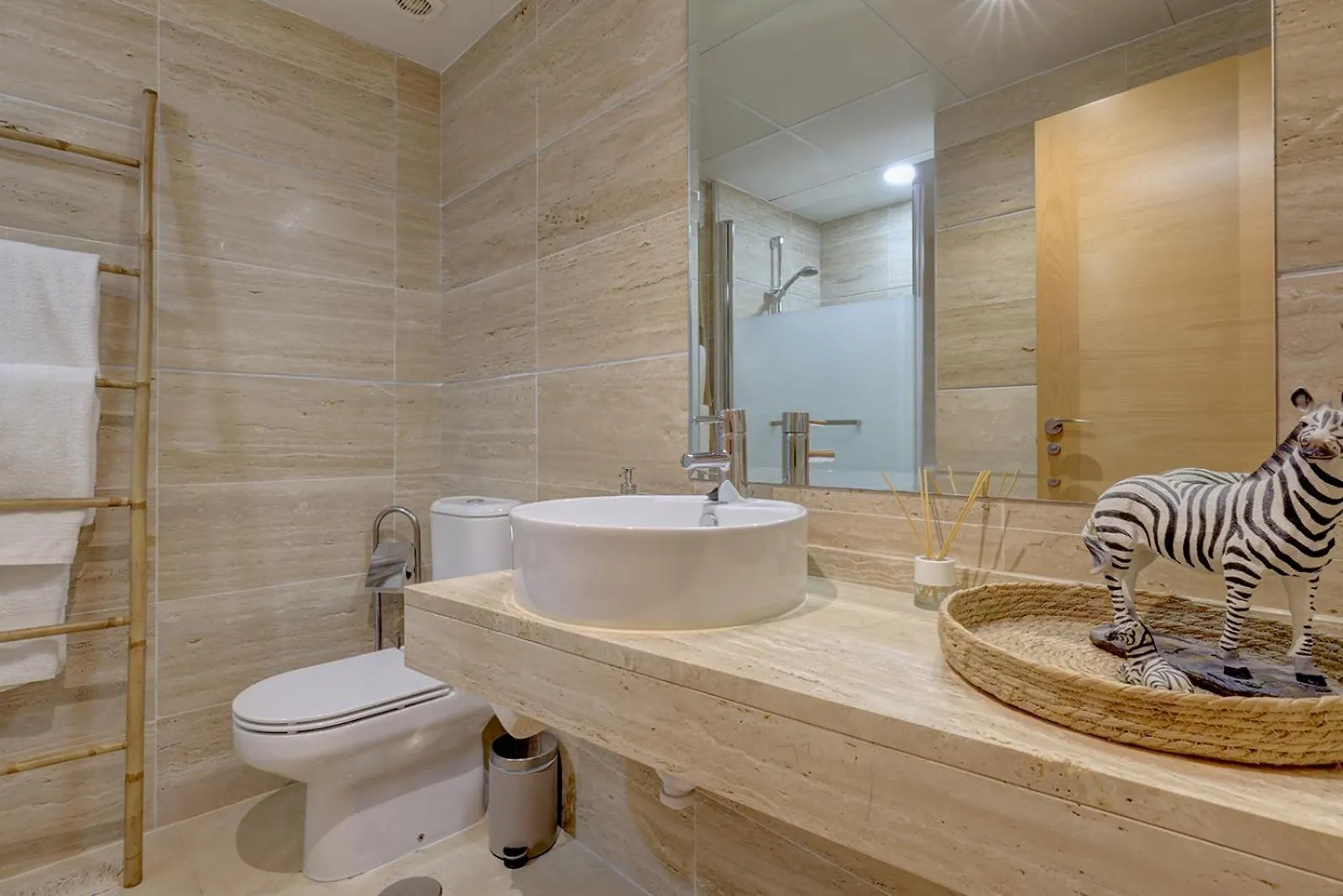 Quartiers Marbella Golden Penthouse Apartment Benahavis