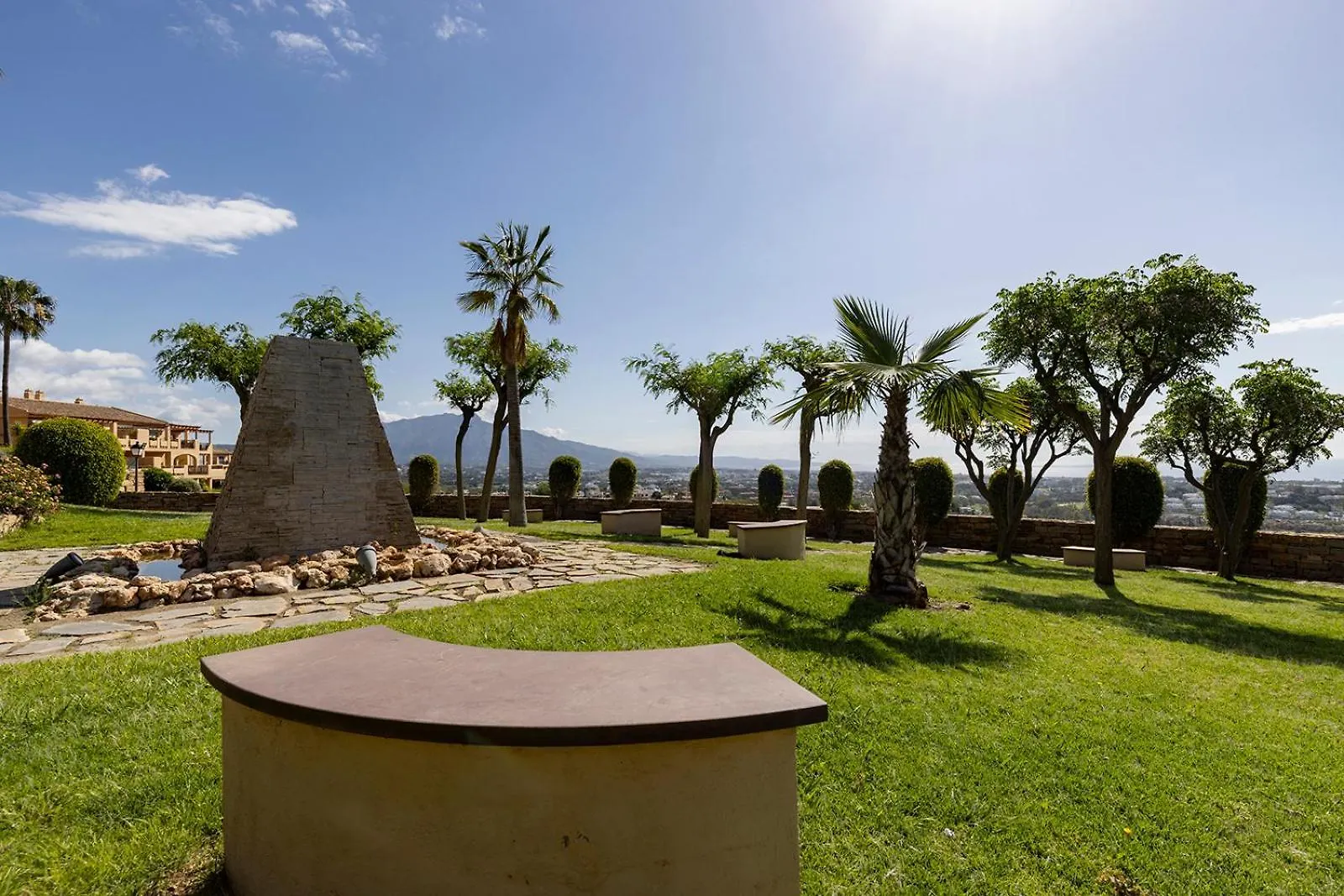 Quartiers Marbella Golden Penthouse Apartment Benahavis